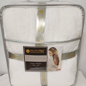 MicroTec Luxury White Blanket King Size (108" x 90") - Extra Soft